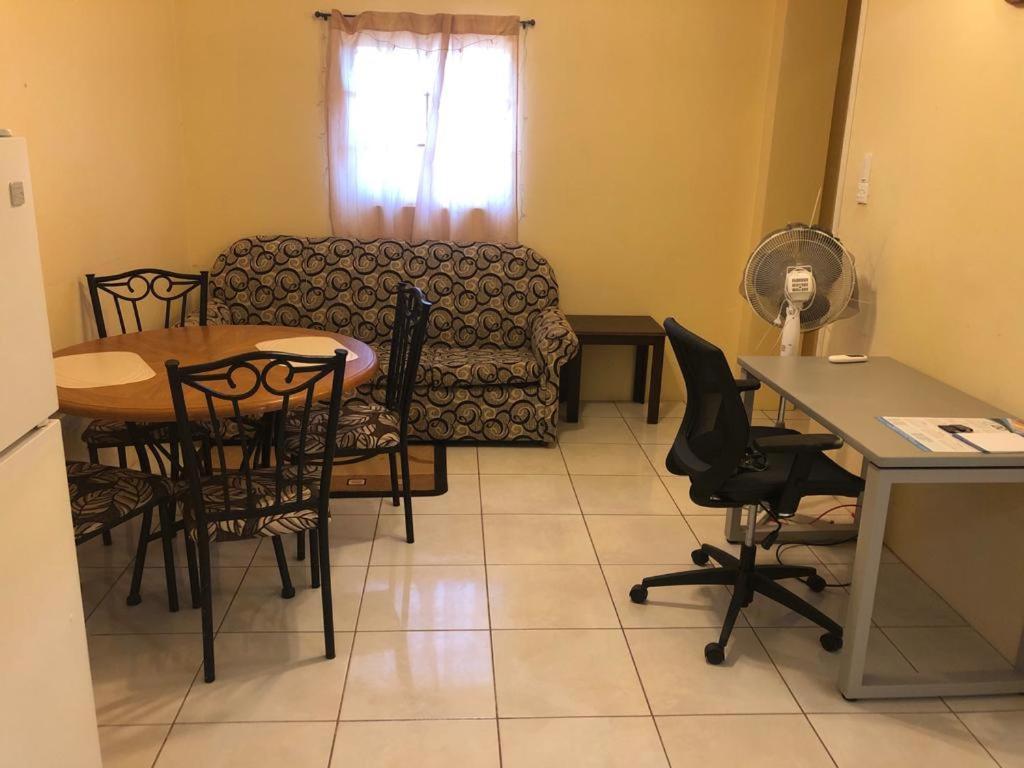 Yacht View Apartments True Blue المظهر الخارجي الصورة